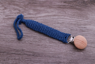 Háčkovaný klip na dudlík